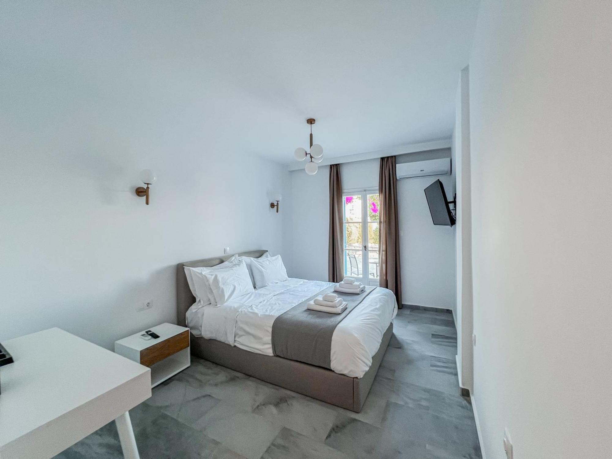 Yaleena Residences Drios Extérieur photo